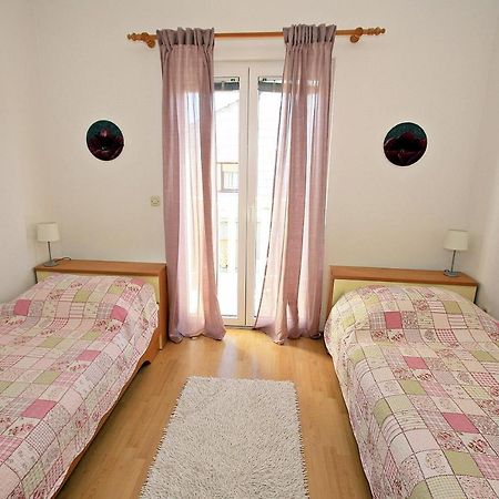 Apartments Mara Супетар Экстерьер фото