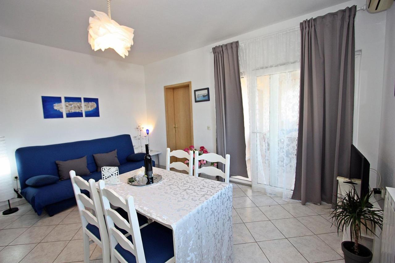Apartments Mara Супетар Экстерьер фото